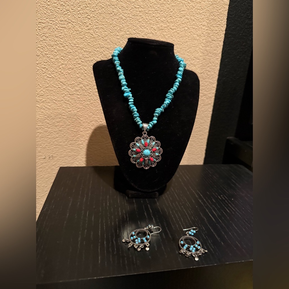 Turquoise and Red Floral Pendant Necklace - Picture 1 of 9